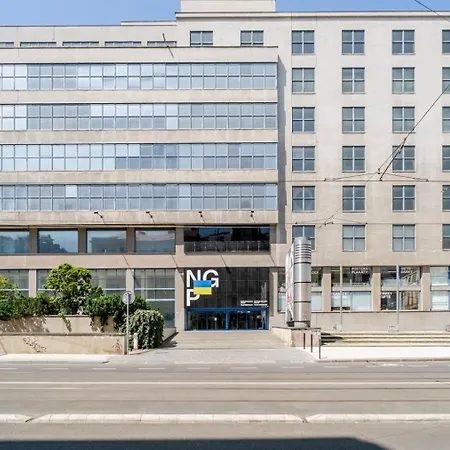 Blueground Letna Furnished Foodie Area Prg-49 Praag